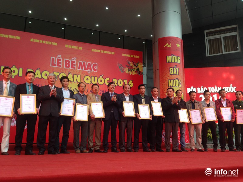 Bế mạc Hội Báo toàn quốc 2016, trao 65 giải thưởng - ảnh 3