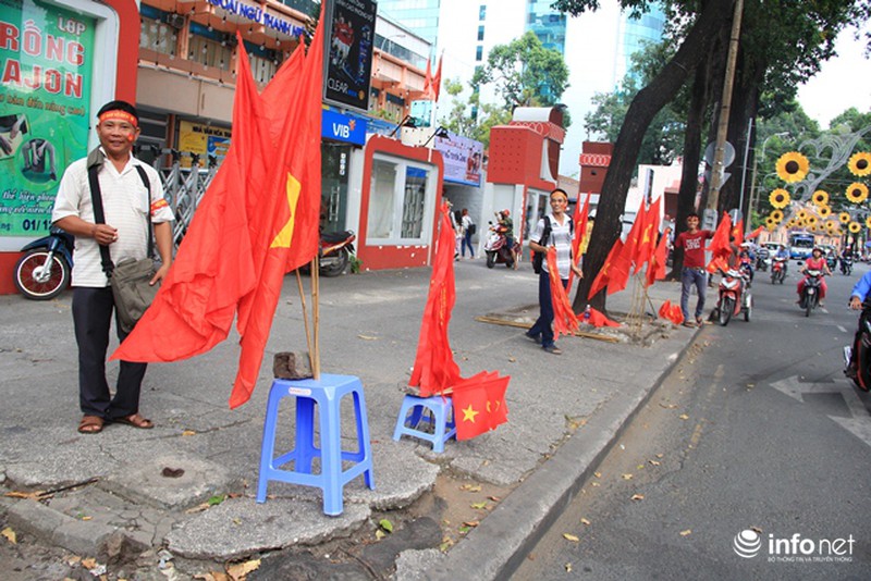 TP.HCM: Người hâm mộ hướng về “chảo lửa” Mỹ Đình - ảnh 3