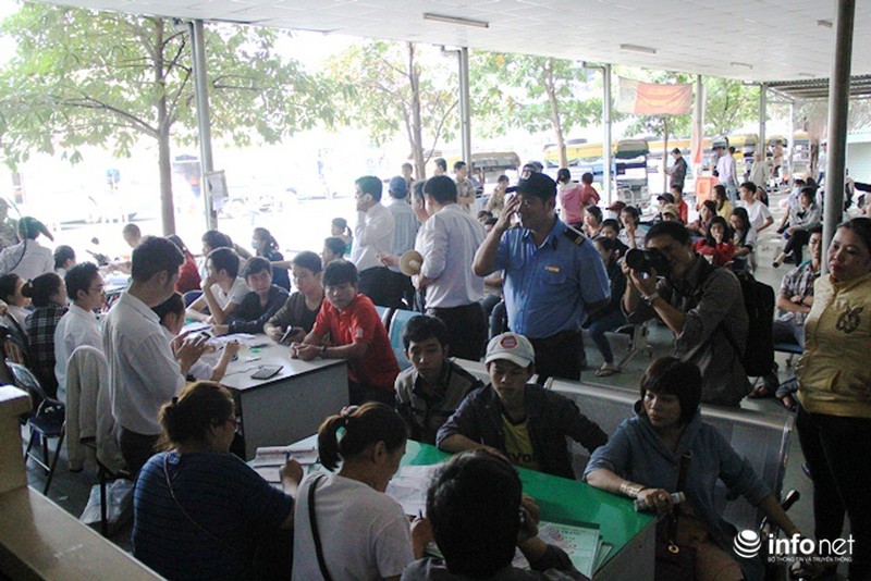 Vé xe tết tại TP.HCM: “Đảm bảo người dân có xe về quê” - ảnh 1