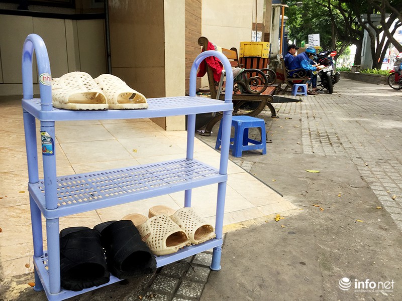 Cận cảnh nhà vệ sinh công cộng tiền tỷ miễn phí ở TP.HCM - ảnh 4