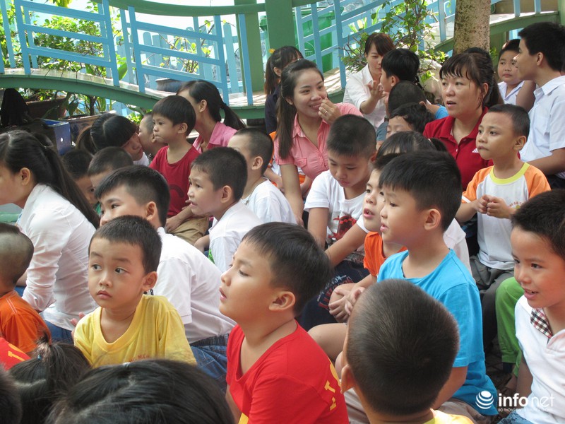 Rạng ngời nụ cười trong lễ khai giảng của trẻ tự kỷ - ảnh 6