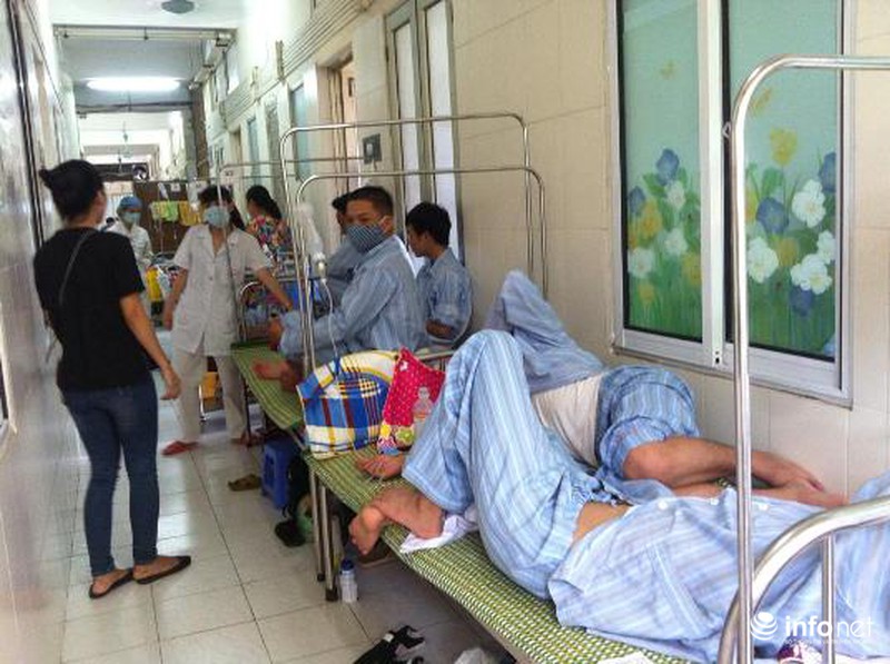Hà Nội: Dịch sốt xuất huyết bùng phát, bệnh nhân nằm la liệt ngoài hành lang - ảnh 3