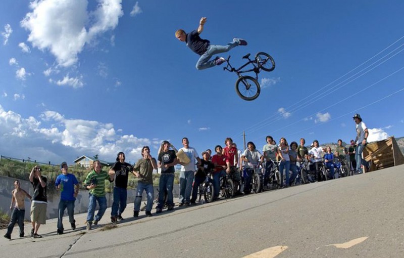 Khoảnh khắc 1 giây trước khi tai hoạ ập xuống - ảnh 16