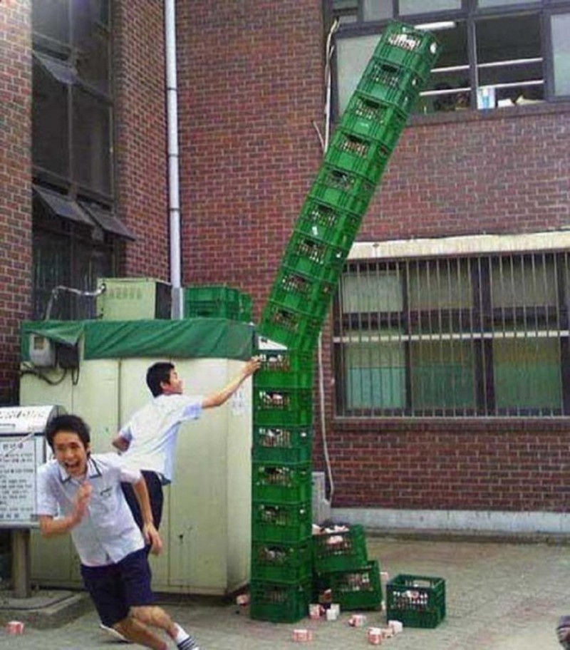 Khoảnh khắc 1 giây trước khi tai hoạ ập xuống - ảnh 17