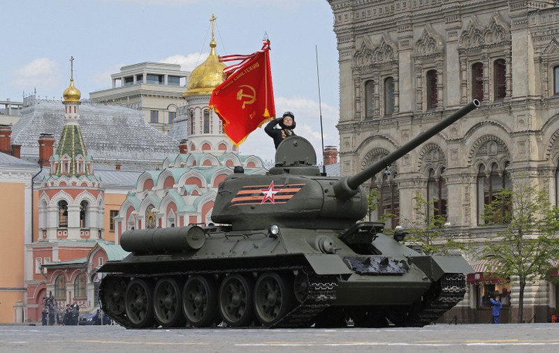 [Ảnh] Toàn cảnh vũ khí quân đội Nga tổng duyệt mừng Ngày chiến thắng 9/5 - ảnh 8