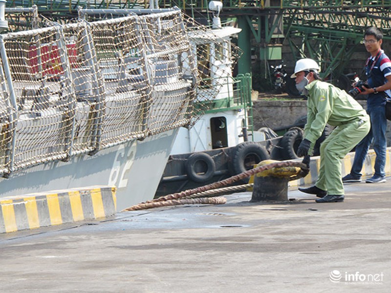 Ảnh: Hai chiến hạm Hoa Kỳ rời Đà Nẵng - ảnh 9