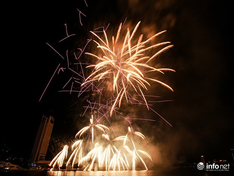 Đội Ermes Martarello (Ý) vô địch pháo hoa quốc tế Đà Nẵng 2017 - ảnh 10