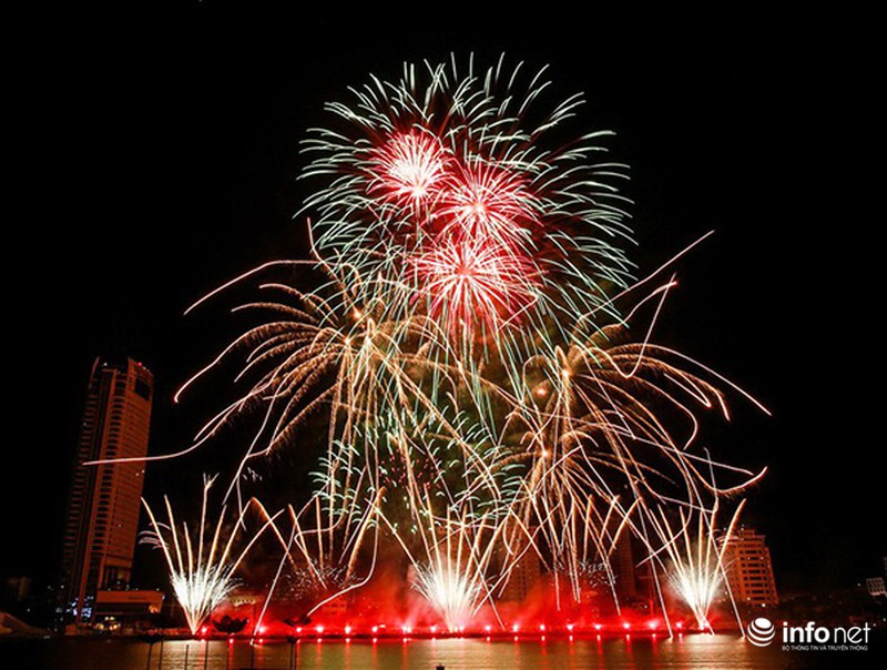 Đội Ermes Martarello (Ý) vô địch pháo hoa quốc tế Đà Nẵng 2017 - ảnh 11