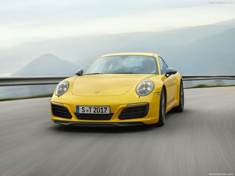 Porsche 911 Carrera T 2018 nang cap manh me, gia hon 100.000 euro hinh anh 3