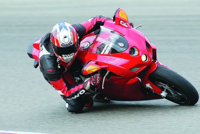 10 mau moto se tro thanh 'huyen thoai' hinh anh 2