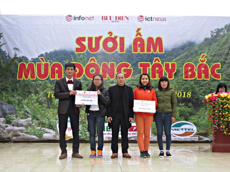 Đoàn thiện nguyện “Sưởi ấm mùa đông Tây Bắc” Báo Bưu điện Việt Nam trở lại Tủa Sín Chải - ảnh 12