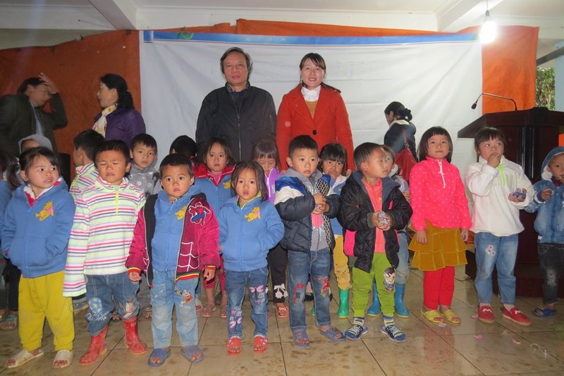 Đoàn thiện nguyện “Sưởi ấm mùa đông Tây Bắc” Báo Bưu điện Việt Nam trở lại Tủa Sín Chải - ảnh 17