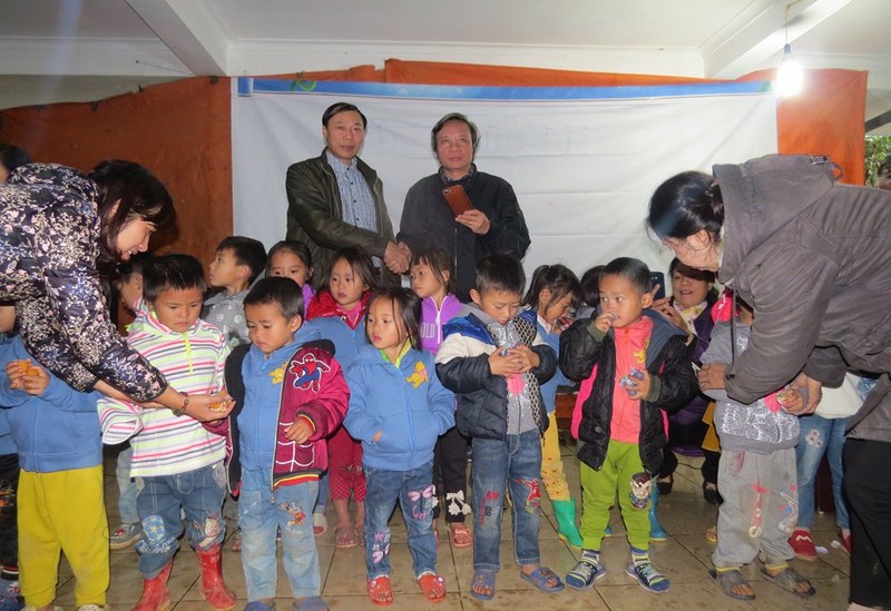 Đoàn thiện nguyện “Sưởi ấm mùa đông Tây Bắc” Báo Bưu điện Việt Nam trở lại Tủa Sín Chải - ảnh 21