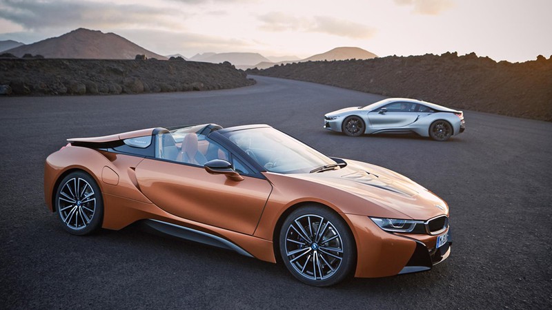 BMW i8 Roadster duoc ban ra trong thang 3, gia 164.000 USD hinh anh 1