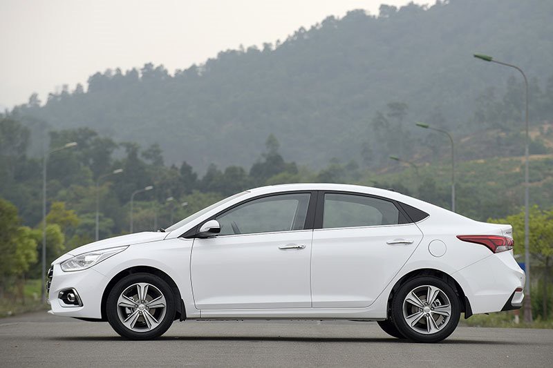 Hyundai Accent 2018 vs Toyota Vios: Ngang tầm giá, chọn xe Nhật hay xe Hàn? - ảnh 9
