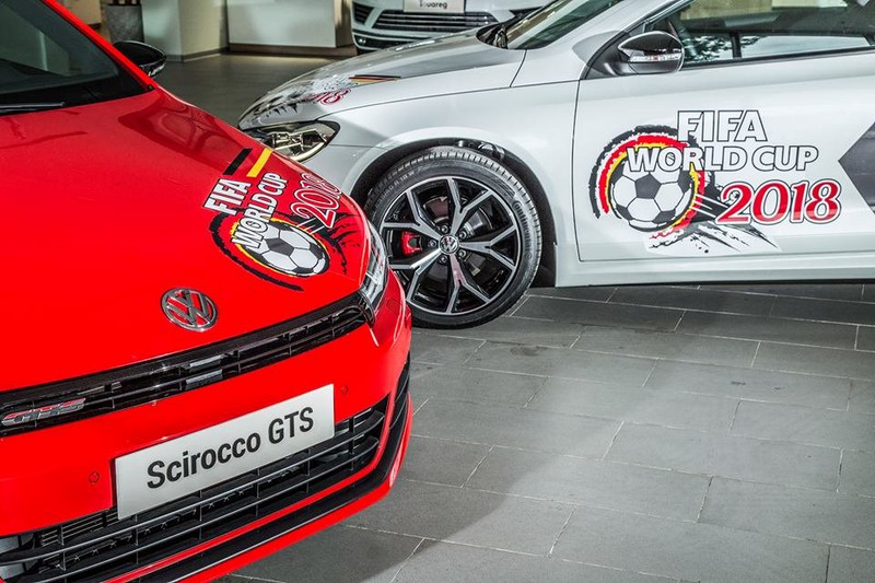 Bộ đôi Volkswagen Scirocco khoác áo mới ủng hộ tuyển Đức tại World Cup 2018 - ảnh 4
