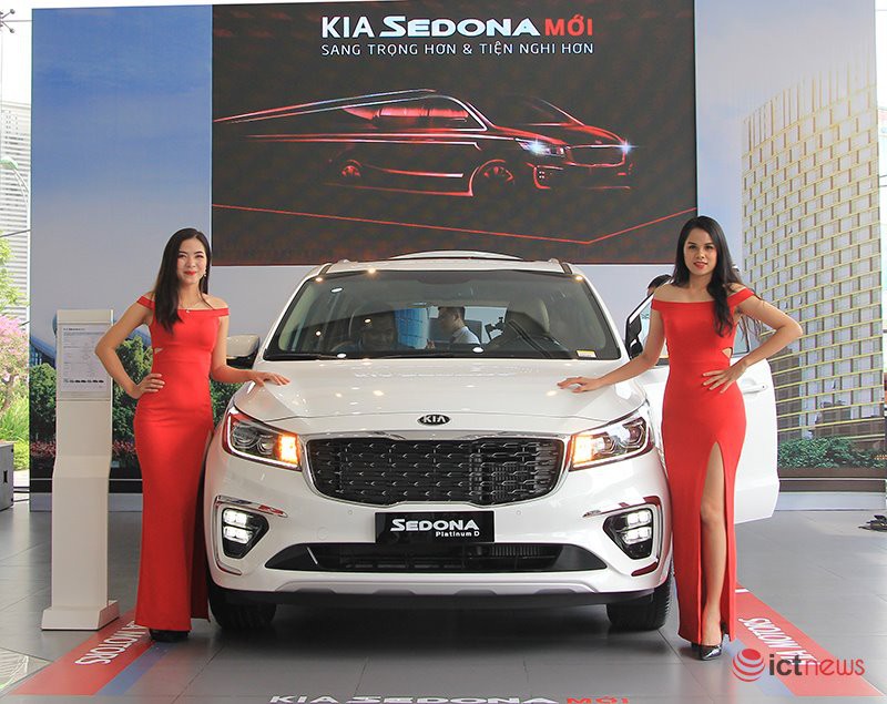 Chi tiết Kia Sedona 2019 vừa ra mắt thị trường Việt Nam - ảnh 1