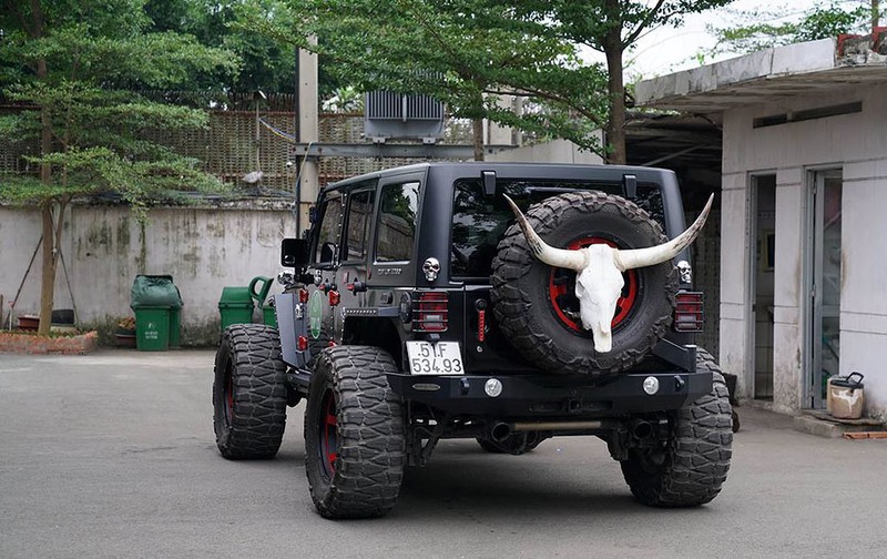 Sở thích chơi xe siêu dị của đại gia Võng xếp Duy Lợi