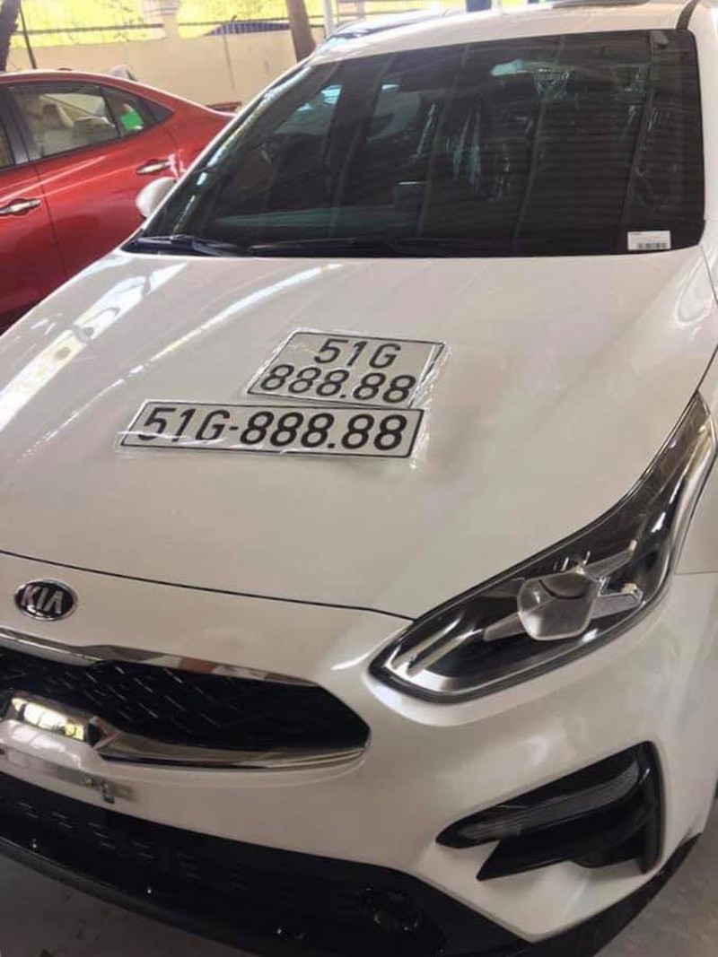 Mazda CX-5 biển 'ngũ quý 6' rao giá hơn 3 tỷ