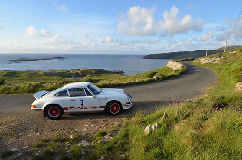 Ben trong can biet thu xay 7 nam cua Bill Gates hinh anh 12