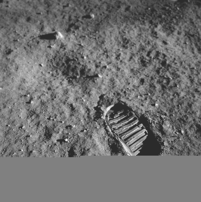 50 nam truoc, con nguoi da bo lai nhung gi tren Mat trang? hinh anh 5