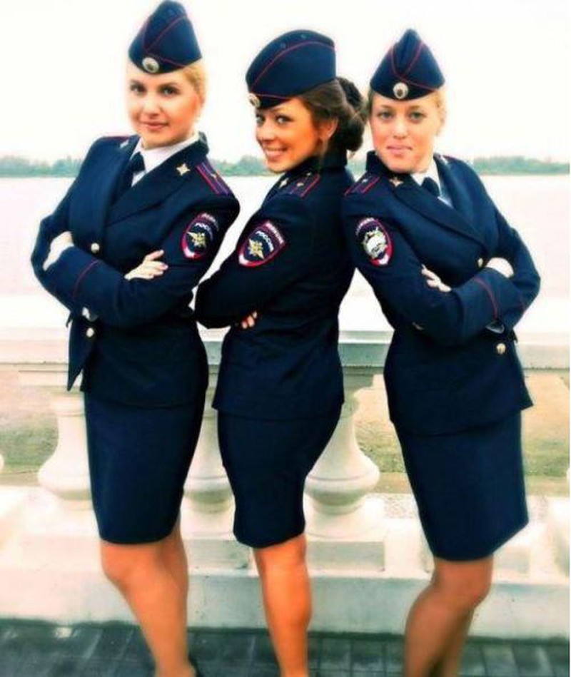 Chiêm ngưỡng vẻ đẹp của các nữ cảnh sát Nga - ảnh 3