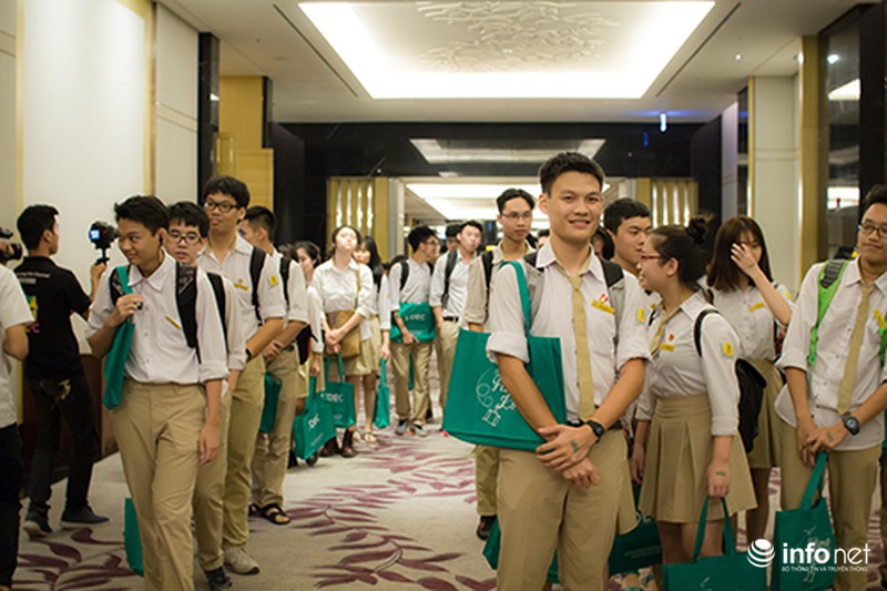 Giới trẻ Hà thành hào hứng tham gia Triển lãm Du học Quốc tế INDEC - ảnh 1
