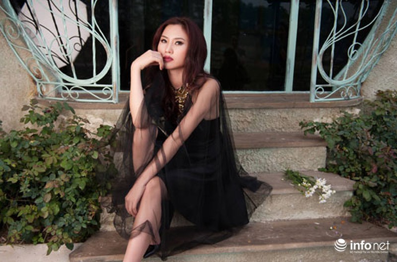 Trở thành người phụ nữ bí ẩn, quyến rũ với BST “LADY NIGHT” của NTK Lan Anh - ảnh 8