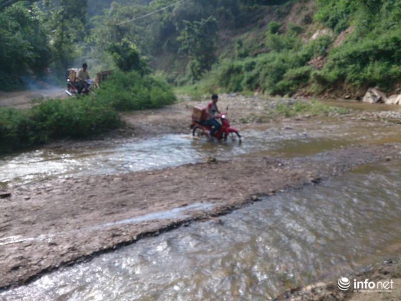 Thót tim đường đến trường của thầy trò miền núi - ảnh 12