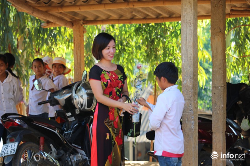 Có một ngày 20/11 giản dị đến thế - ảnh 6