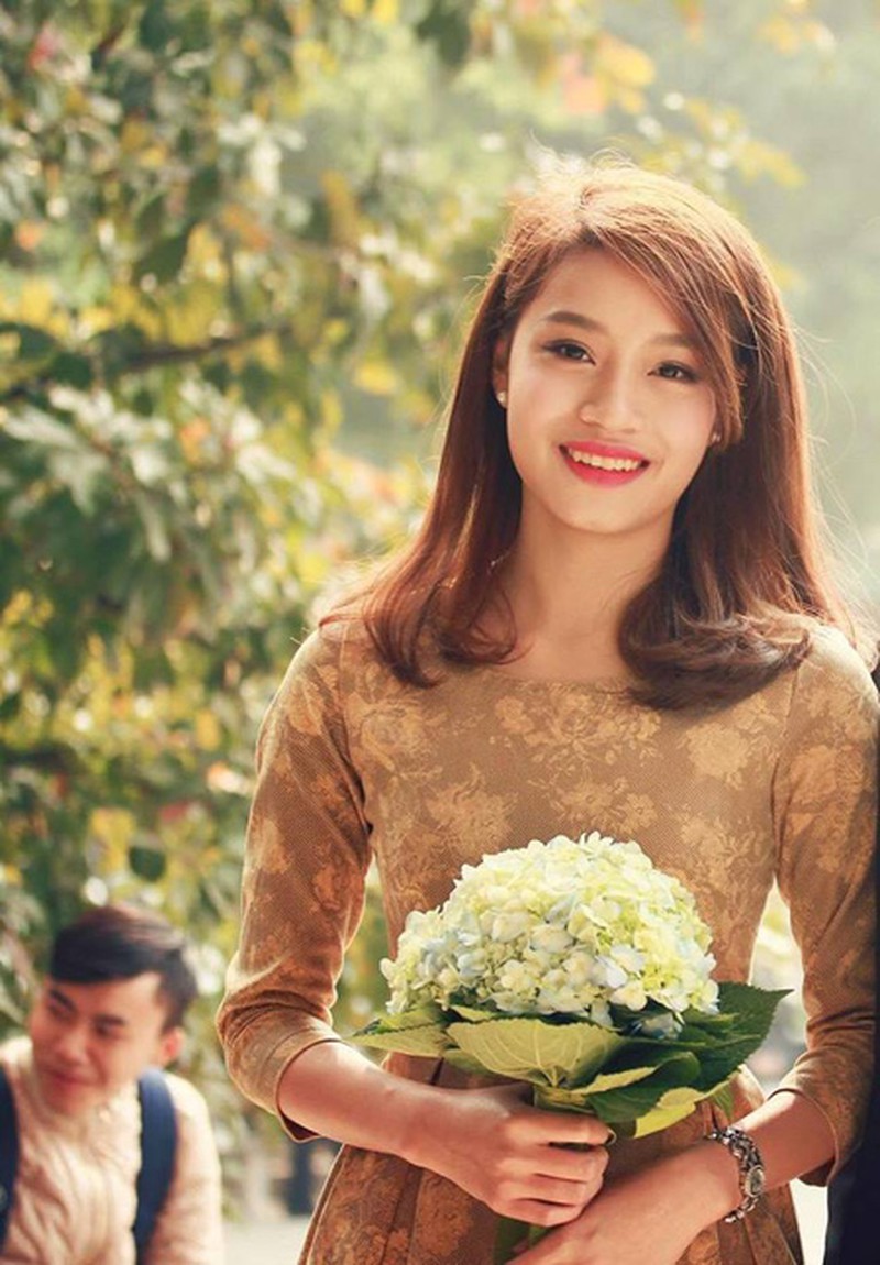Nữ sinh đẹp nhất trường Ngoại thương 2015 - ảnh 5