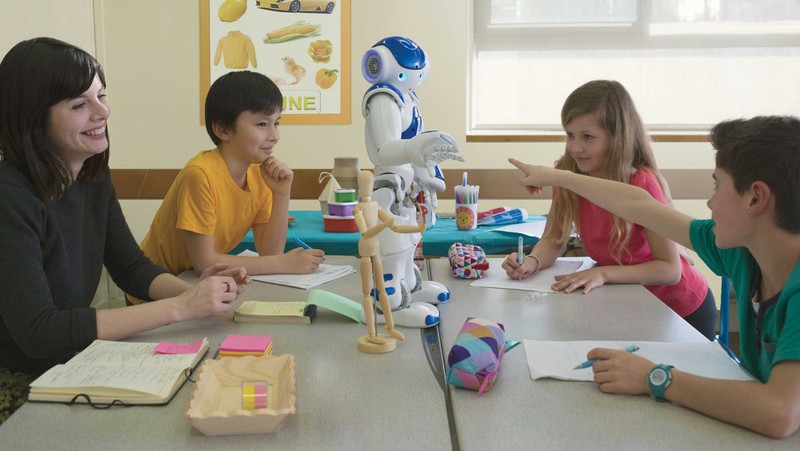 8 công việc robot có thể thay thế con người vào năm 2015 - ảnh 2
