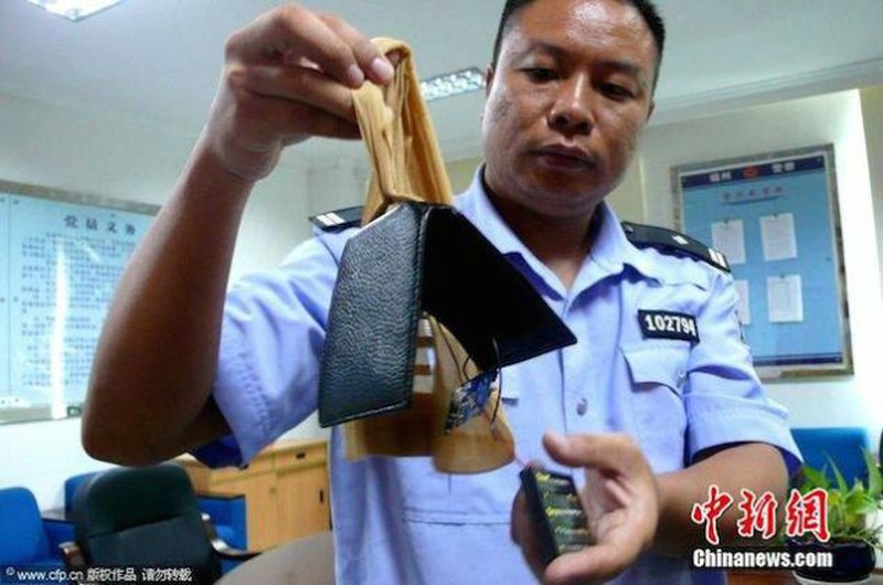 Bất ngờ với đồ nghề quay cóp