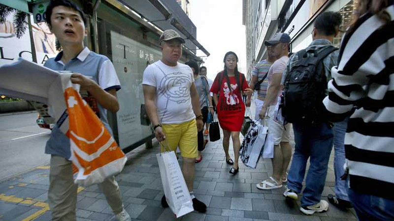 Hong Kong: 3.000 người biểu tình yêu cầu Trưởng đặc khu từ chức - ảnh 5