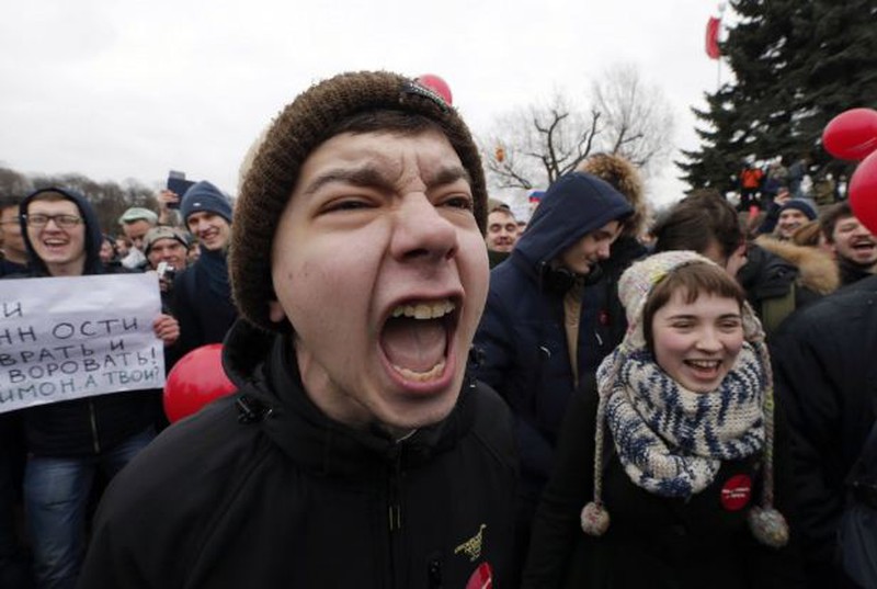 Ảnh: Phe đối lập biểu tình phản đối Tổng thống Putin trên khắp nước Nga - ảnh 9