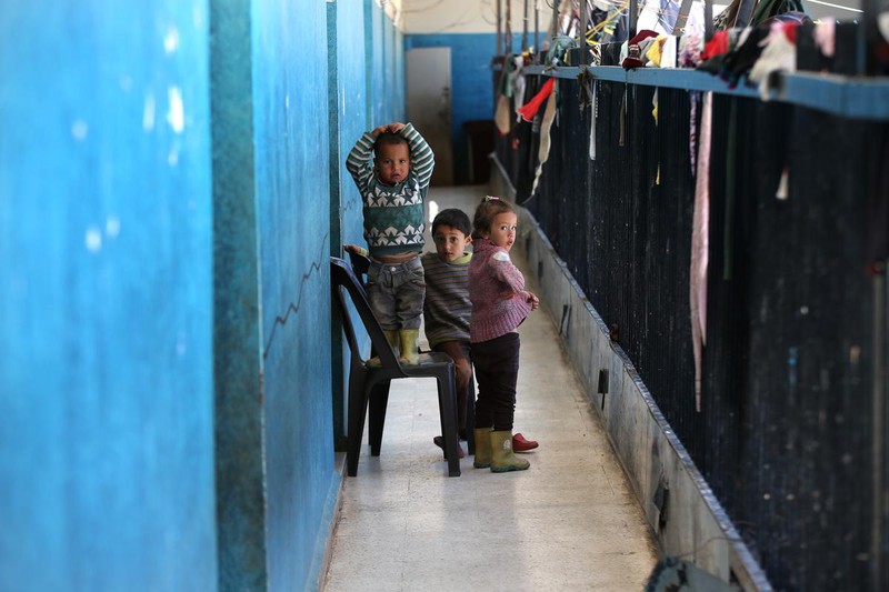 Cuộc sống đau thương của những đứa trẻ Syria giữa tâm điểm chiến sự - ảnh 9