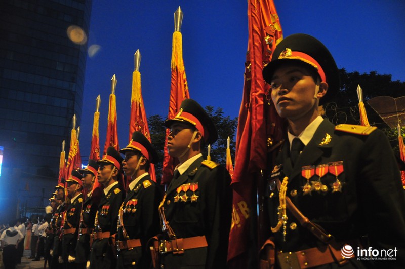 Toàn cảnh lễ Diễu binh chào mừng 40 năm Thống nhất đất nước (30/4/2015) - ảnh 65