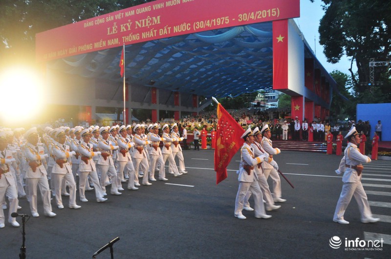 Toàn cảnh lễ Diễu binh chào mừng 40 năm Thống nhất đất nước (30/4/2015) - ảnh 68