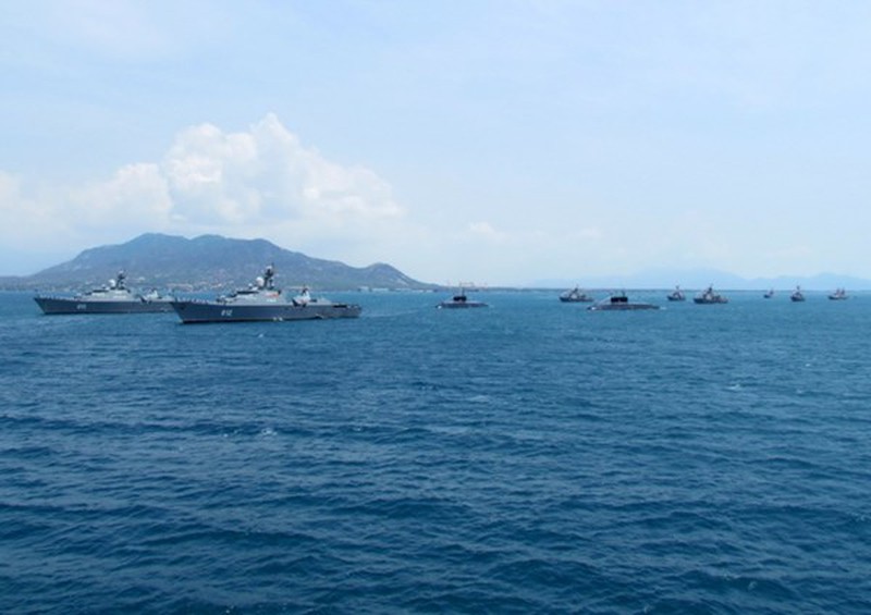 [Ảnh] Hải quân Việt Nam duyệt binh chào mừng 60 năm thành lập - ảnh 13