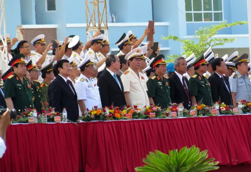 [Ảnh] Hải quân Việt Nam duyệt binh chào mừng 60 năm thành lập - ảnh 2
