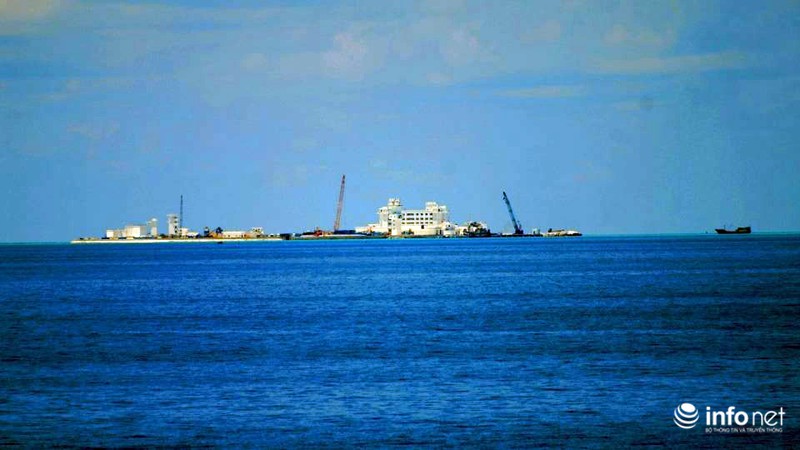 Ra Trường Sa, tận mắt thấy công trình trái phép của Trung Quốc ở Gạc Ma - ảnh 3