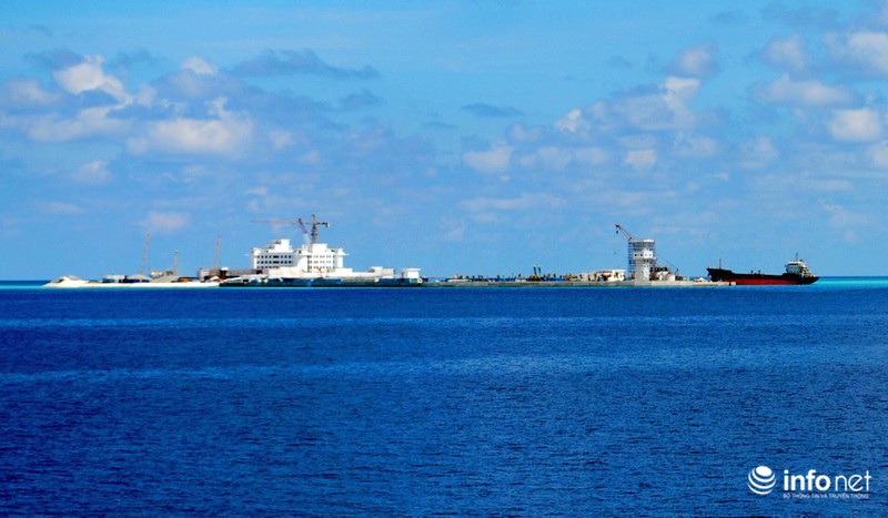 Từ Trường Sa: Cận cảnh công trường của Trung Quốc trên đá Huy Gơ - ảnh 4