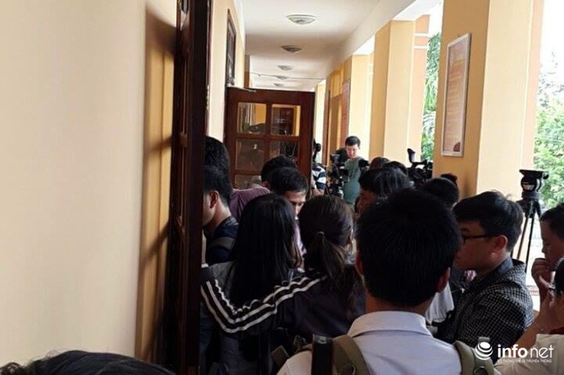 Họp báo: Thông tin kết quả điều tra ban đầu vụ thảm sát 6 người ở Bình Phước - ảnh 13