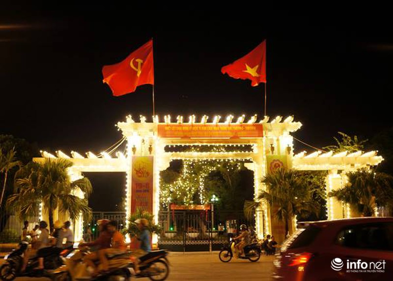 Hà Nội không ngủ trước ngày Quốc khánh - ảnh 1