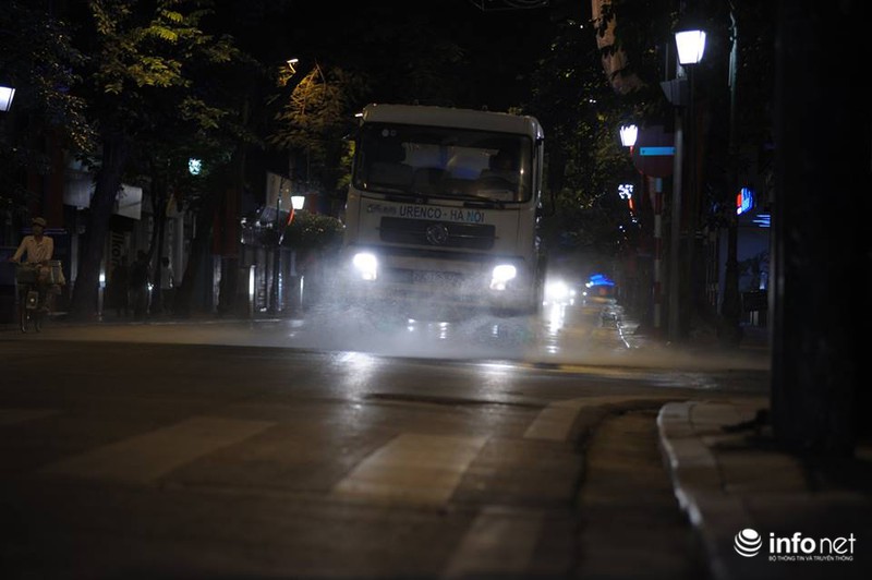 Hà Nội không ngủ trước ngày Quốc khánh - ảnh 9