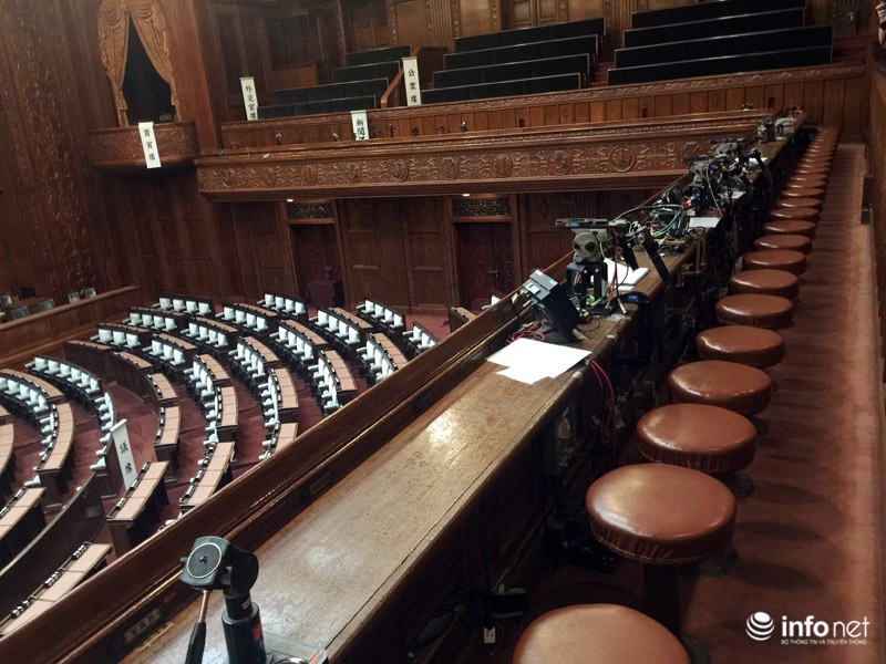 “Ngó” qua khu vực báo chí tác nghiệp tại Hạ viện Nhật Bản - ảnh 6