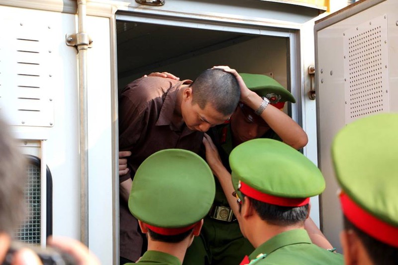 Đang xét xử phúc thẩm vụ thảm án giết một gia đình ở Bình Phước - ảnh 2