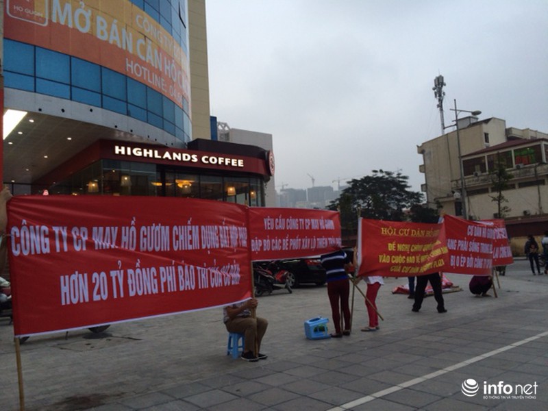 Ô tô của cư dân Hồ Gươm Plaza bị chặn đường xuống hầm - ảnh 7