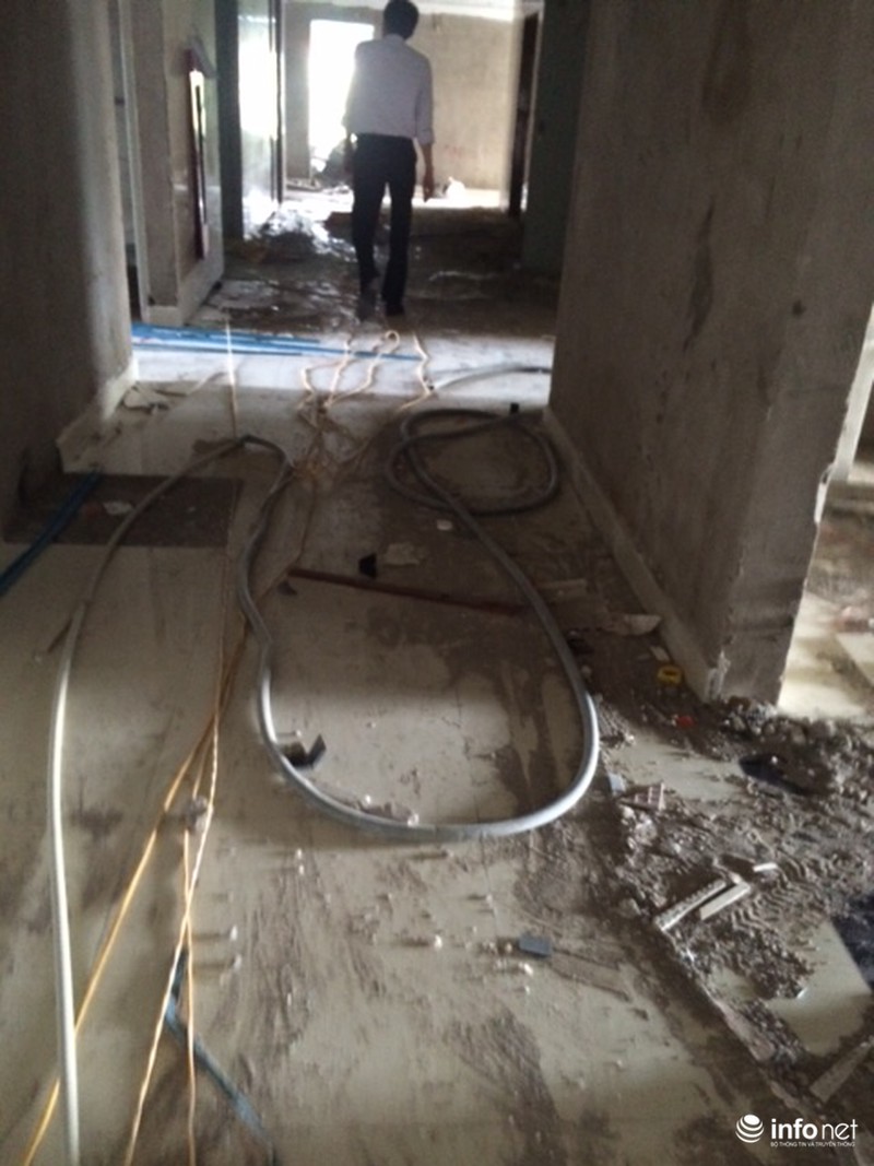 Bỏ tiền mua nhà, được Vinaconex 2 bàn giao cả... công trường - ảnh 4