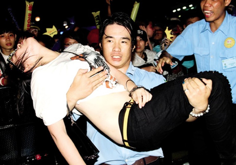 Phát cuồng vì thần tượng: Đừng khắt khe với giới trẻ - ảnh 2